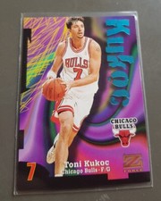 TONES KUKOC NBA CARD SKYBOX Z FORCE 1997-98 # 49 CHICAGO BULLS