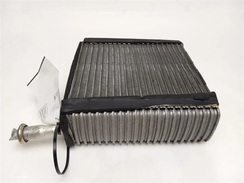 Núcleo de calefacción para Ford Taurus 2007 Foto 1 de 4