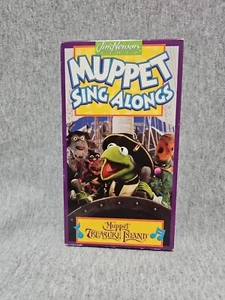 New Vintage Muppet Sing-Alongs - Muppet Treasure Island (VHS, 1996) - Picture 1 of 4