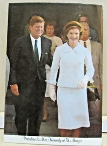 Postal 1953 JFK John F Kennedy Presidente St. Mary's Newport R.I. M39 - Imagen 1 de 8
