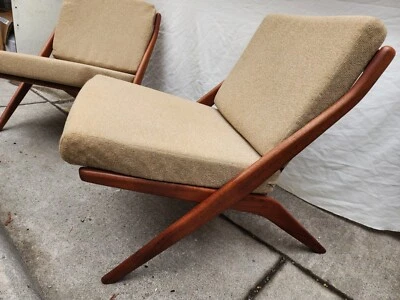 Sillones suecos modernos de mediados de siglo Foto 1 de 4