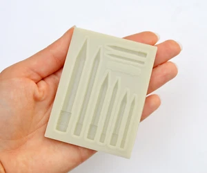 MINI PENCILS MOLD, Fondant Mold, Teacher Cake Decoration, Mold for Treats Candy - Picture 1 of 2