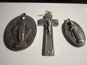 3 RELIGIOUS PENDANTS - OFC-T2 - Picture 1 of 2