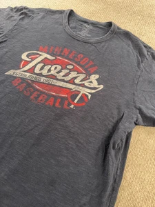 Minnesota Twins T Shirt XL Men's Blue 47 Brand Vintage Logo Short Sleeve MLB Tee - Picture 1 of 6