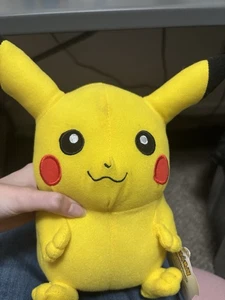 pikachu plüschtier - Bild 1 von 1