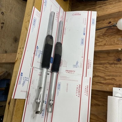 Yamaha XT600 1991 OEM horquillas delanteras/amortiguadores/suspensión - excelente Foto 1 de 4