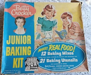 1953 Betty Crocker Junior Baking Kit Complete Bake Set General Mills HTF RARE - Photo 1 sur 10