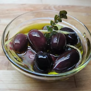500g Home Grown Kalamata Organic Olives from Greece - Picture 1 of 3