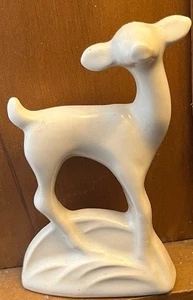 Rare McCoy Fawn Figurine, 1940s, Mint Condition, Just Beautiful! - Picture 1 of 2