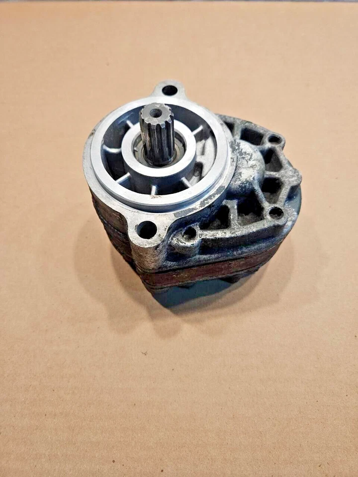 Bomba de dirección asistida Cat Caterpillar C10/C12 2003 OEM Foto 1 de 4