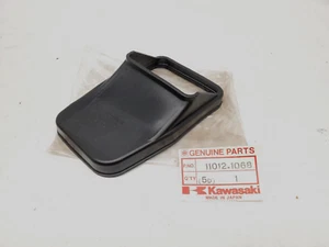 NEW Kawasaki 79-80 KX80 A1 A2 Battery Box Rubber Cap NOS 11012-1068 OEM - Picture 1 of 8