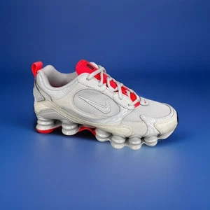 Nike SHOX TL, taglia UK 4.5, EU 38, US 7, CU3445-001, Nova, Vast Grey, Plus TN - Foto 1 di 11