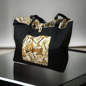 Borsa tote in tela nera fatta a mano artigianale ispirata alla musica - Foto 1 di 12