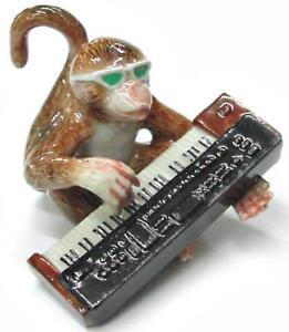 Northern Rose Miniature Porcelain Animal Musician Monkey with Keyboard MB017