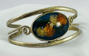 Resin Encased Dried Flower Silver Tone Cuff Bracelet Small - Picture 1 of 9