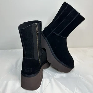 UGG Women’s Black Classic Twin Seam New Heights Platform Boots Size US 6 NEW - Picture 1 of 9