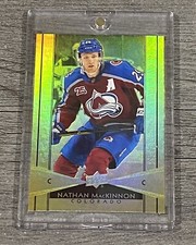 Nathan MacKinnon RARE GOLD REFRACTOR INVESTMENT CARD SSP UPPER DECK AVALANCHE