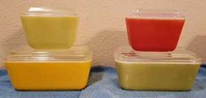 VTG • Pyrex • Solid Color • 4pc Set • 1.5pt (×2) & 1.5C(×2) w/Ribbed Lids • Exc! - Picture 1 of 8