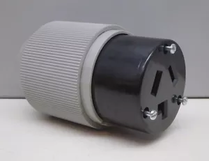 Cuerpo conector de hoja recta Bryant 9337NC 30A 125/250V 3 polos 3W NEMA 10-30R - Imagen 1 de 6