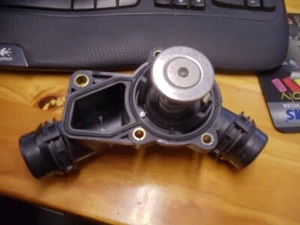 NEW BMW 323i, ci, touring. 525i,528i & 530i. THERMOSTAT, THERMOSTAT HOUSING - Picture 1 of 2