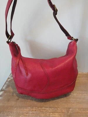 Lucky Brand наплечная сумка Дамская сумка большой красный кожаный Hobo сумка путешествий сумка с короткими ручками богемное - Изображение 1 из 4