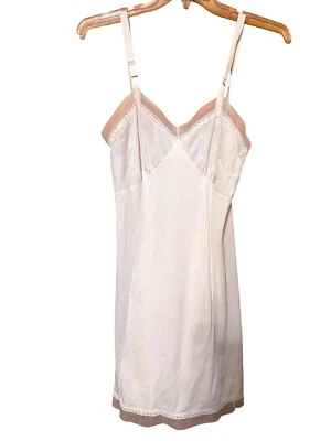 Toudoir busto bordado mediano marfil sin tirantes completos Philmaid vintage talla 36 Foto 1 de 4