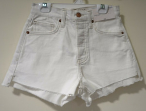 BNWT Arizona Distressed Frayed Hem Ivory Denim Shorts Junior Size 3