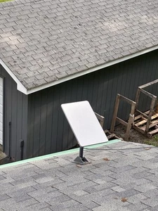 Starlink V2 Satellite Dish Kit with Router - UTA-212 & UTR-211 NO cable - Afbeelding 1 van 4