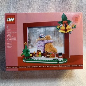 Lego Christmas Picture Frame #40702 Sealed - 209 Pcs - Box Damage