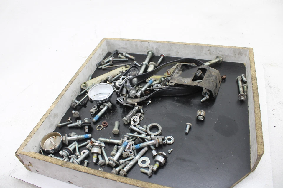 07-11 Harley Davidson Heritage Softail Misceláneos Tornillos Soportes Foto 1 de 4