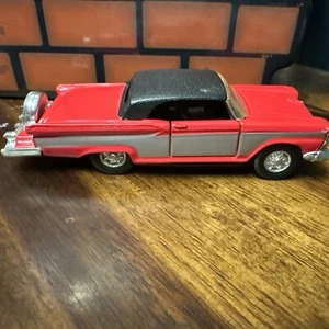 1/64Scale 1959 Ford Galaxie Sunliner Convertible Diecast Car 8801 Red Used - Picture 1 of 19