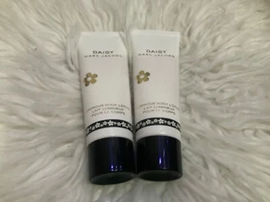 2X Marc Jacobs DAISY Luminous Body Lotion Travel Size 1 .6oz / 50ml. - Picture 1 of 2