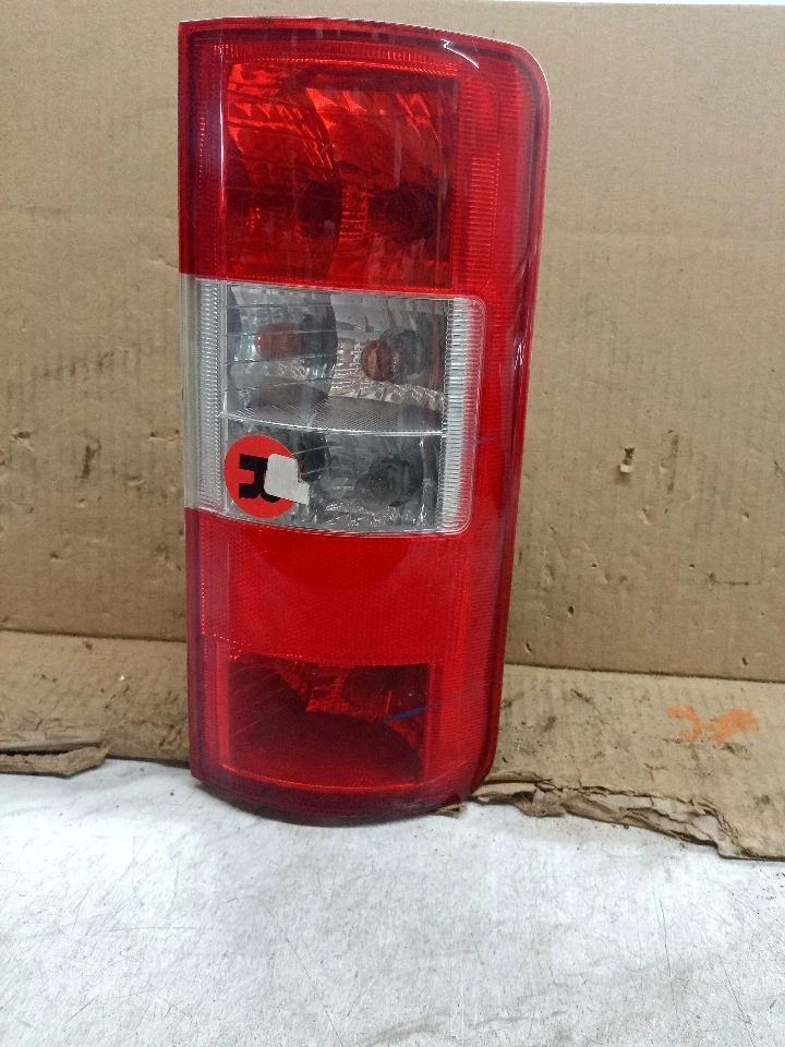 Used Right Tail Light Assembly fits: 2010 Ford Transit connect Right Grade A Foto 1 de 4