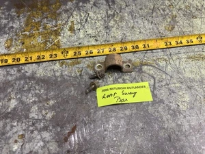 03-06 OUTLANDER Rear Sway Bar Strap With 2 Bolts - Bild 1 von 11