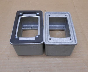 LOTE DE 2 NUEVOS CROUSE HINDS EXF21 1 BANDA DISPOSITIVO HIERRO FUNDIDO CAJA EXTENSIÓN PROFUNDA - Imagen 1 de 3