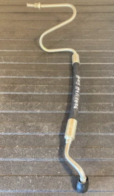 Conjunto de manguera de presión - 32-41-1-134-804 / 32411134804 - para BMW 735i 3,5 L 1988 Foto 1 de 4