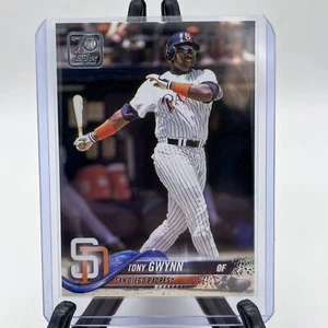2021 Topps Update Tony Gwynn 70 Years of Topps #70YT-68 - Picture 1 of 6