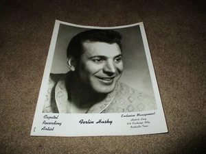 Foto promocional vintage "FERLIN HUSKY" ~ 8x10 blanco y negro brillante por arte copiado - Imagen 1 de 1