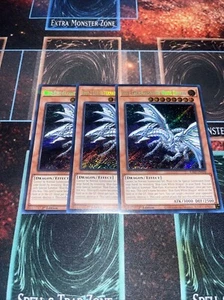 x3 Blue-Eyes Alternative White Dragon 1st Edition Secret Rare RA02-DE010 Playset - Bild 1 von 1