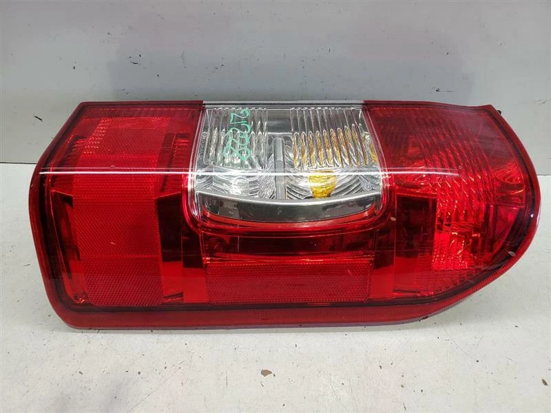 2012-2019, Nissan NV2500, RH Tail Light Quarter Panel Mounted, PN - 26550-1PA0A - Image 1 of 4
