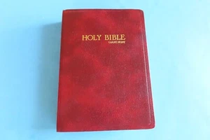 The Holy Bible Giant Print w/Study Helps KJV Old & New Testaments - Picture 1 of 6
