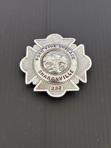 Insignia de bombero de Sharonville de la Brigada de Bomberos de Ford Motor Company obsoleta de colección - Imagen 1 de 4