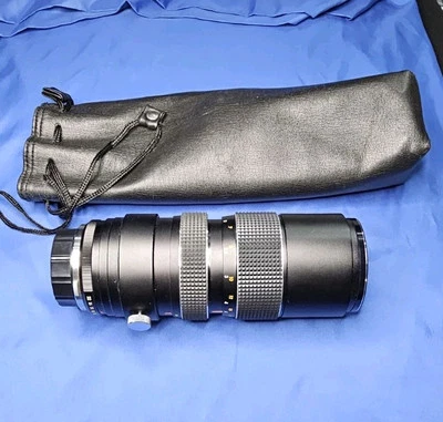 Promaster Auto Zoom 1:3.5 f = 80-200mm Lens with Soft Case Japan - Image 1 of 4