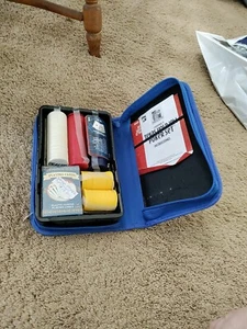 CARDINAL'S Texas Hold 'Em Tournament Poker Set w/ Travel Case VINTAGE 2004 - Picture 1 of 5