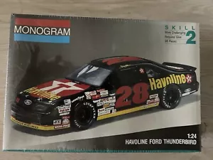 HAVOLINE FORD THUNDERBIRD 1:24 Scale Model Kit - Picture 1 of 1