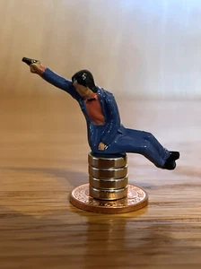 CORGI TOYS 336 JAMES BOND TOYOTA 2000 GT HAND PAINTED PASSENGER FIGURE - REPRO - Picture 1 of 2