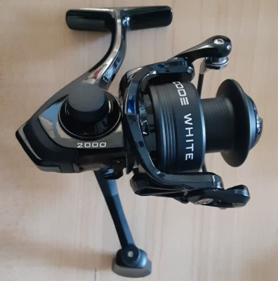 13 Fishing Black code white Spinning Reel 5.1:1 2000