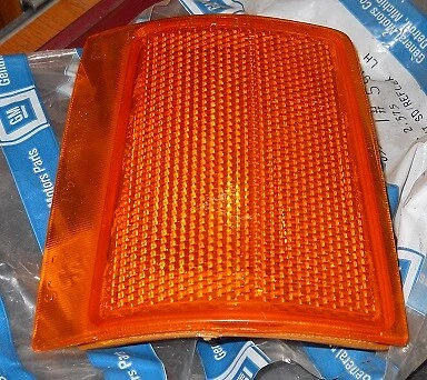 NOS 1994-2000 Chevrolet Truck Blazer Suburban Tahoe LH Front Sidemarker Reflex - Image 1 of 1