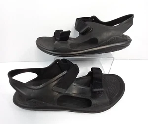 Sandalias de verano Crocs Iconic Comfort Swiftwater Expedition negras para caminar Reino Unido 11 - Imagen 1 de 9