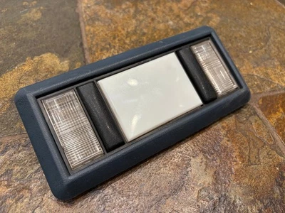 1988-98 CHEVY SILVERADO GMC Tahoe Pick Up Suburban Map Blue Dome Light - Image 1 of 2